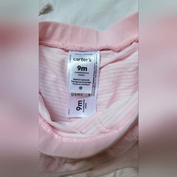 Carter's 6-9 month long sleeve onesie and tutu set - Picture 3 of 3